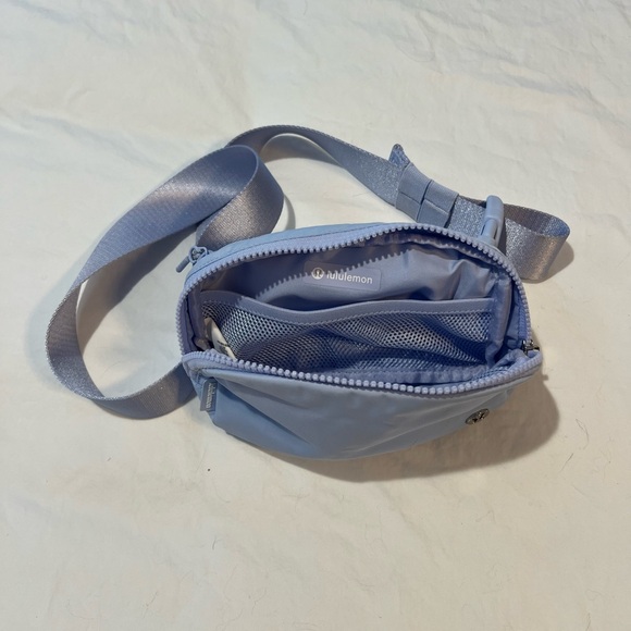 Lululemon Periwinkle Everywhere Belt Bag - Picture 3 of 5